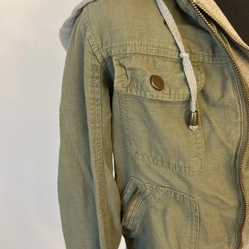 Full Tilt Versatile Cotton & Spandex Layered Hooded Jacket W/Zip Pockets, Sz. S.